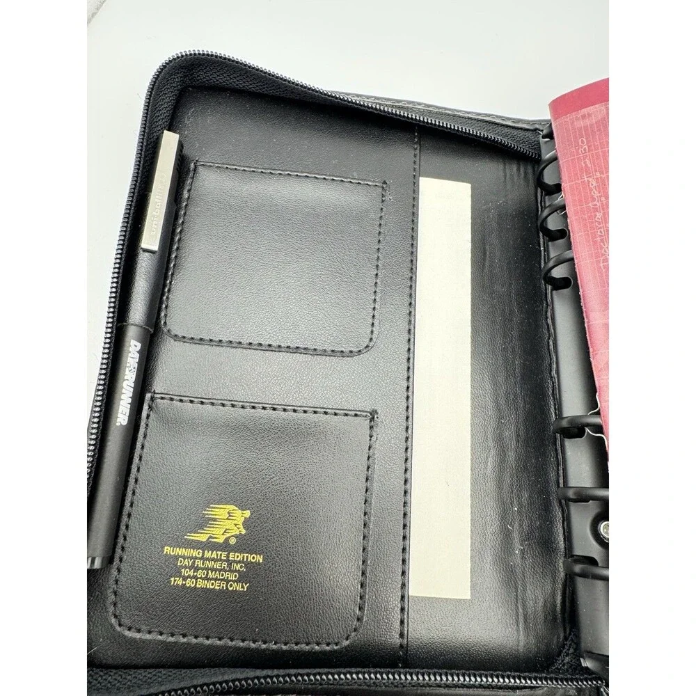 Vintage DayRunner Organizer Running Mate Edition Madrid 3.75